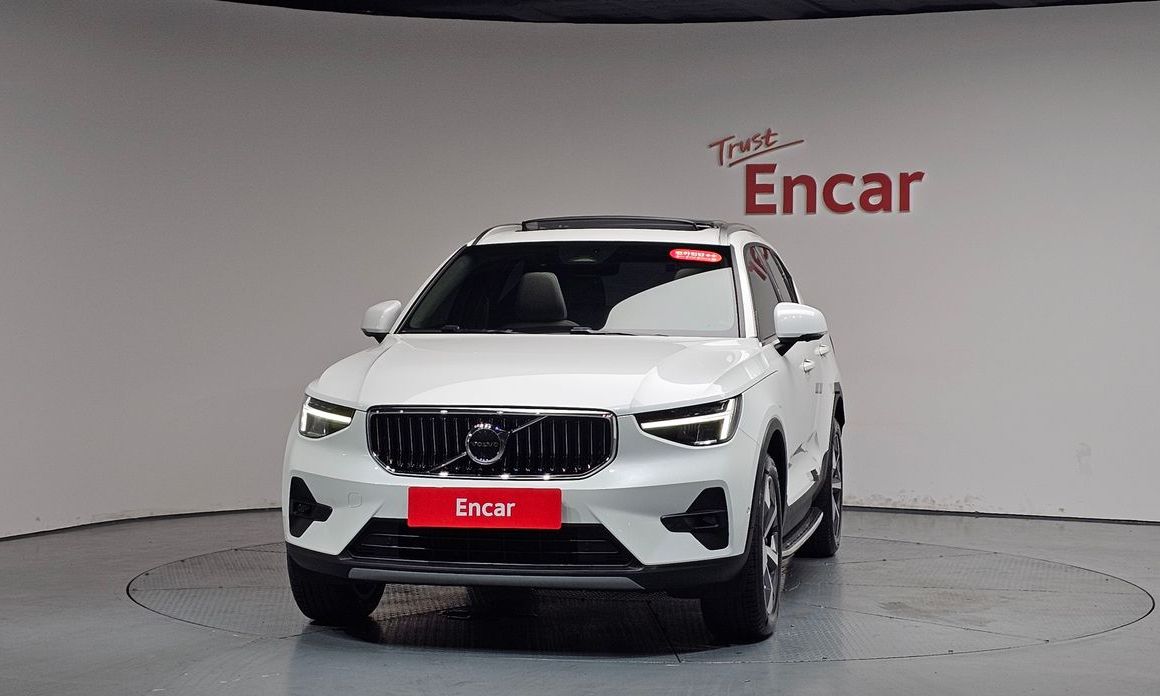 Volvo XC40 2023
