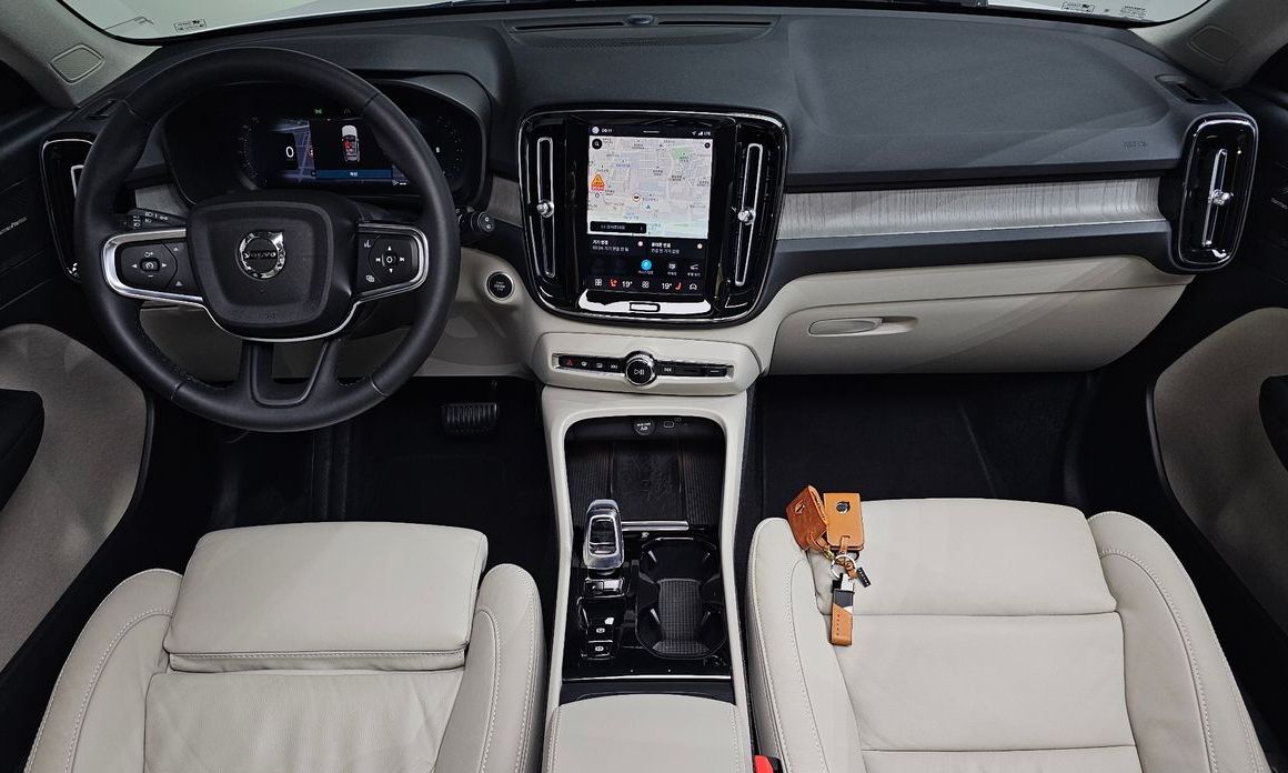 Volvo XC40 2023
