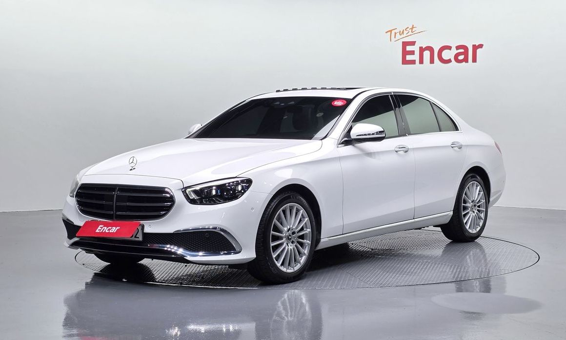 Mercedes-Benz E-Class 2021
