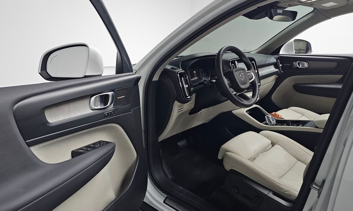 Volvo XC40 2023