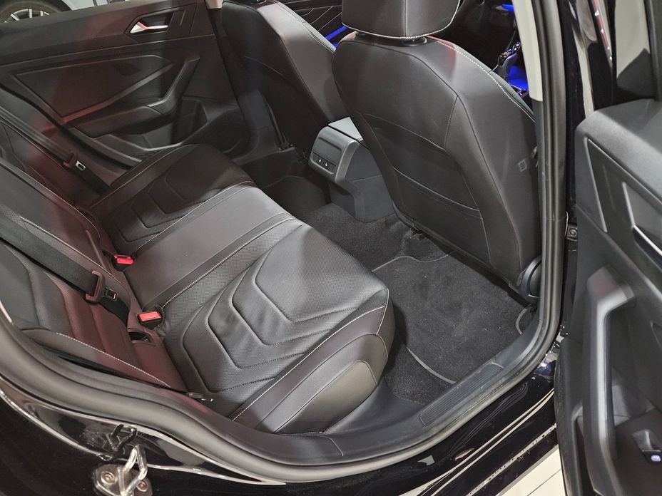 Volkswagen Jetta 2023