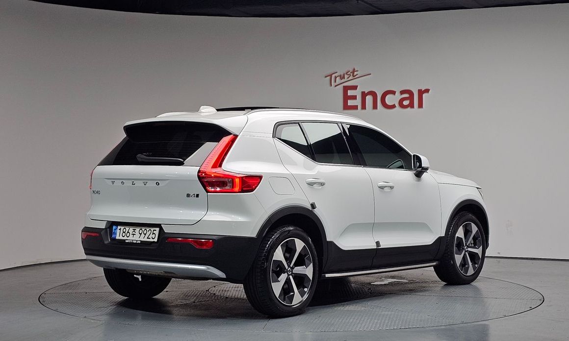 Volvo XC40 2023