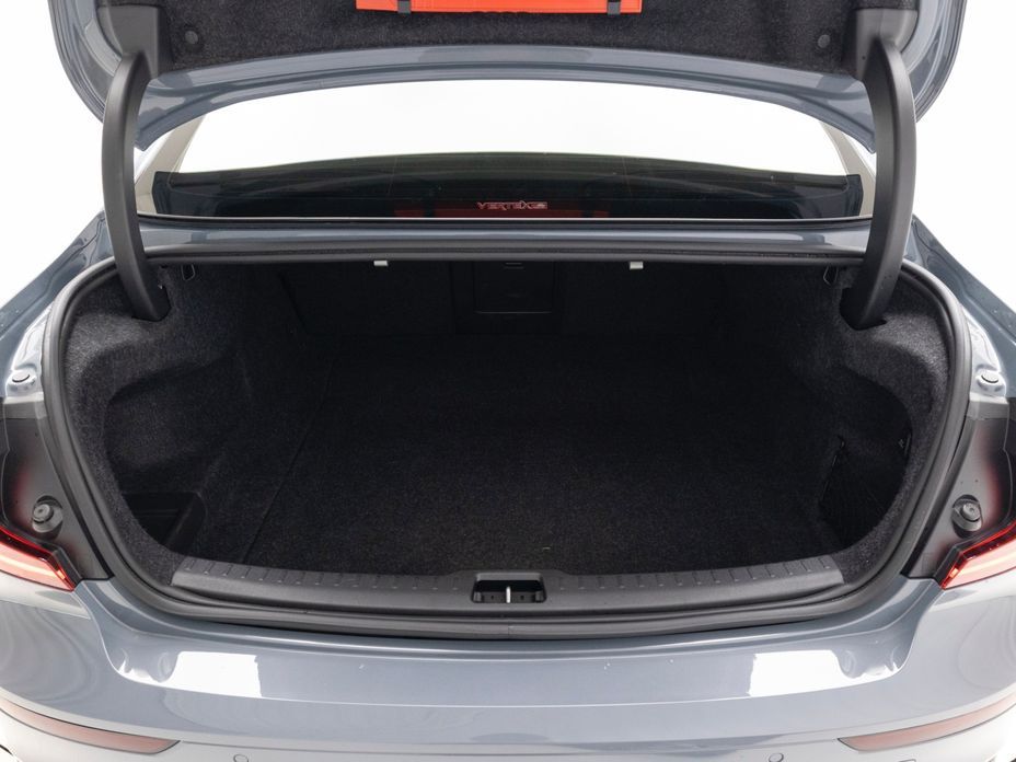 Volvo S60 2023