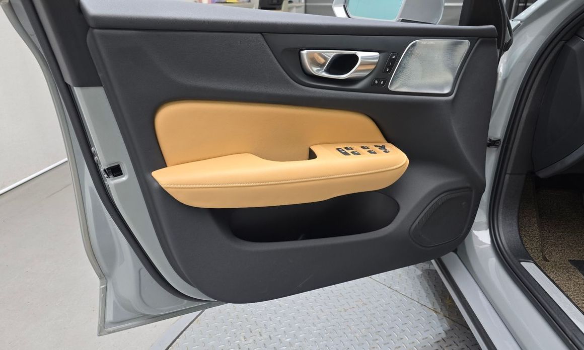 Volvo S60 2024