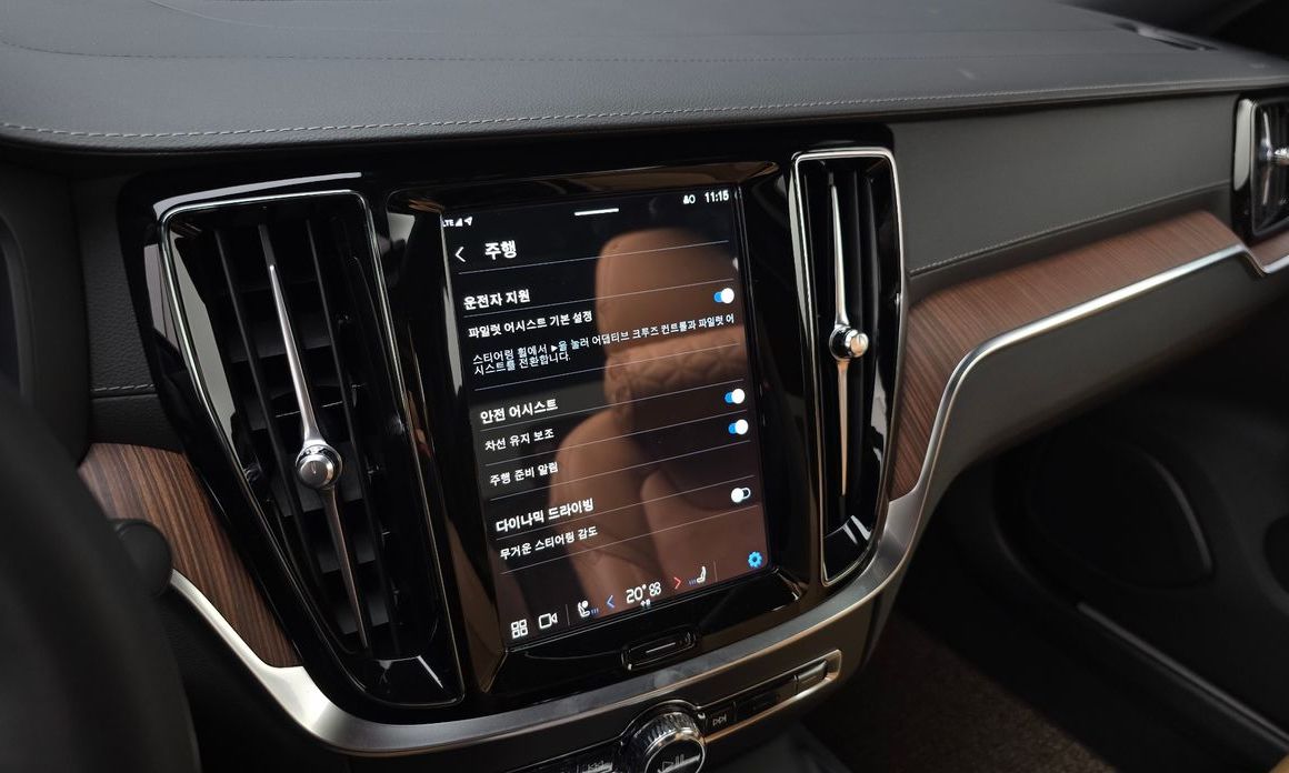 Volvo S60 2024