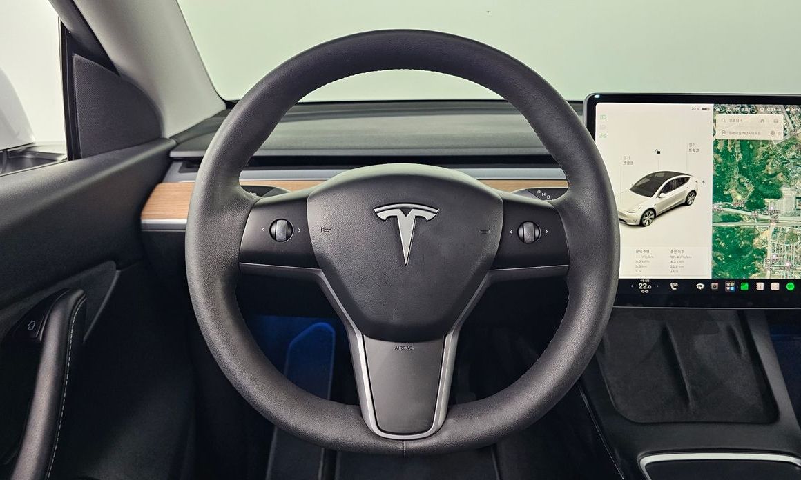 Tesla Model Y 2021