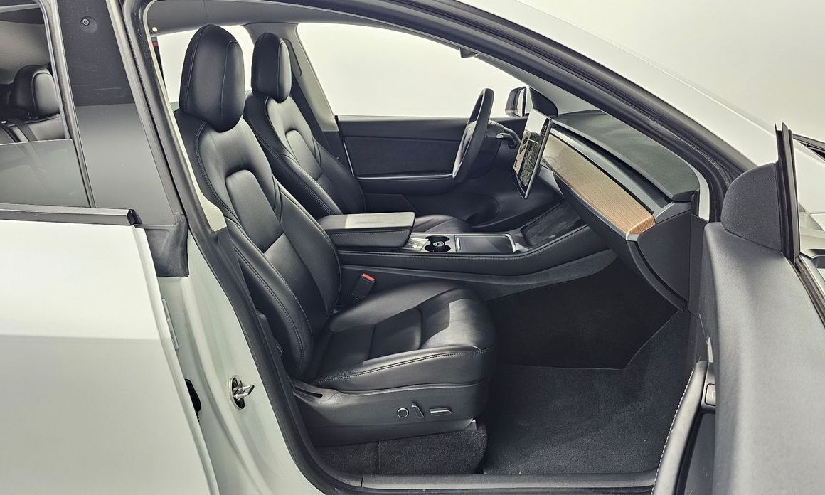 Tesla Model Y 2021