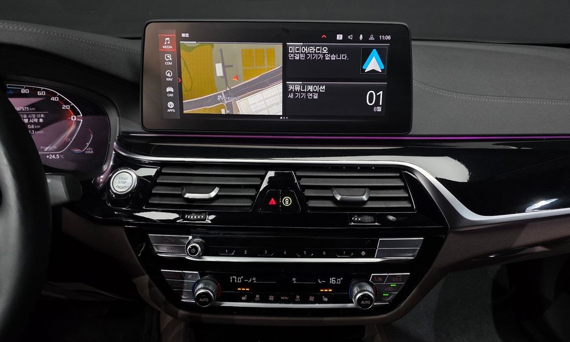 BMW 5-Series 2021