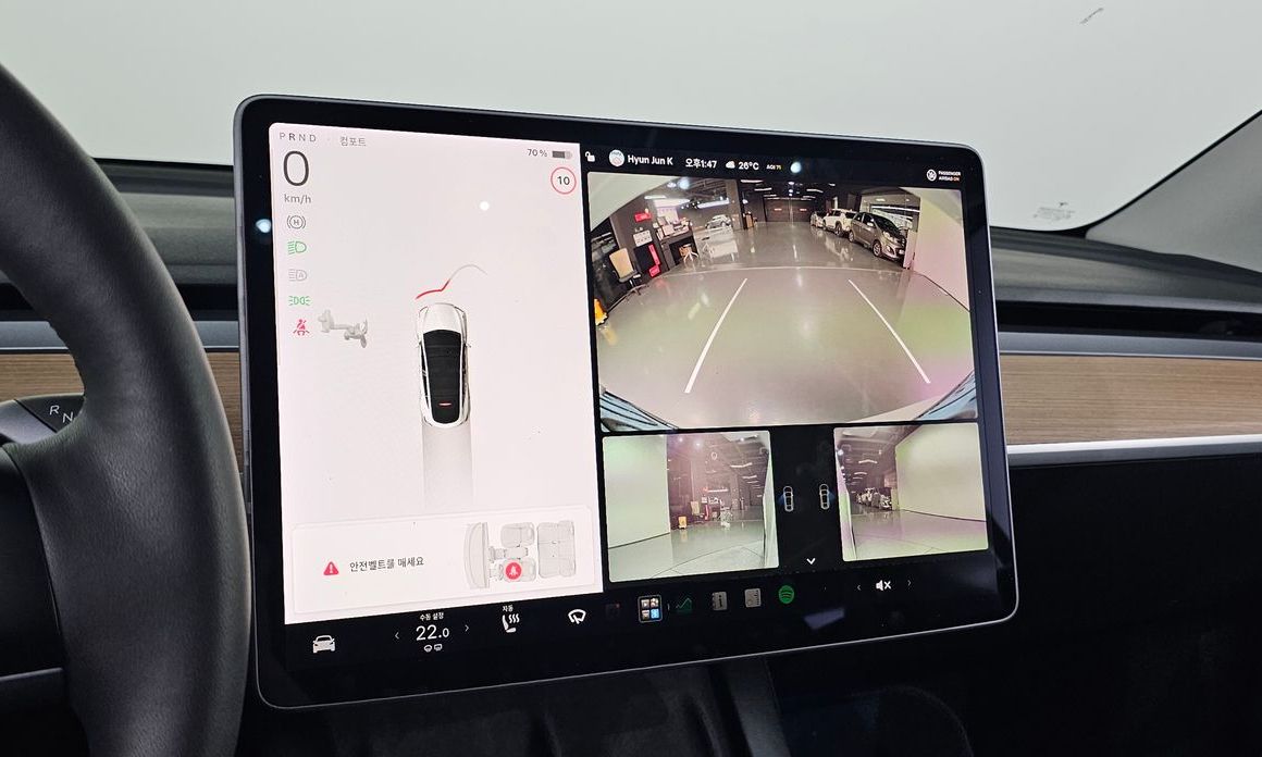 Tesla Model Y 2021