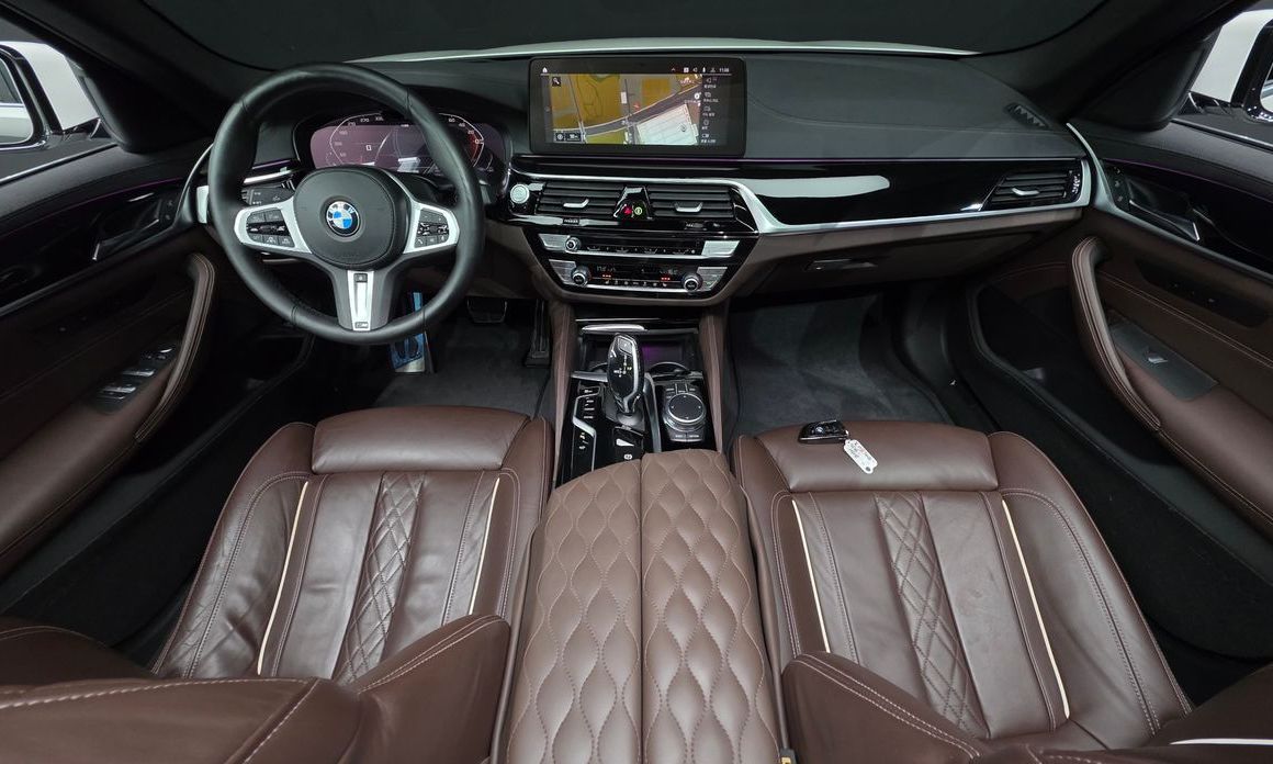 BMW 5-Series 2021