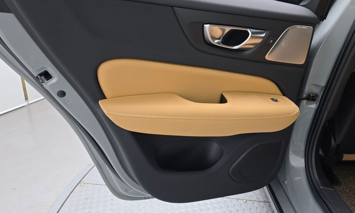 Volvo S60 2024