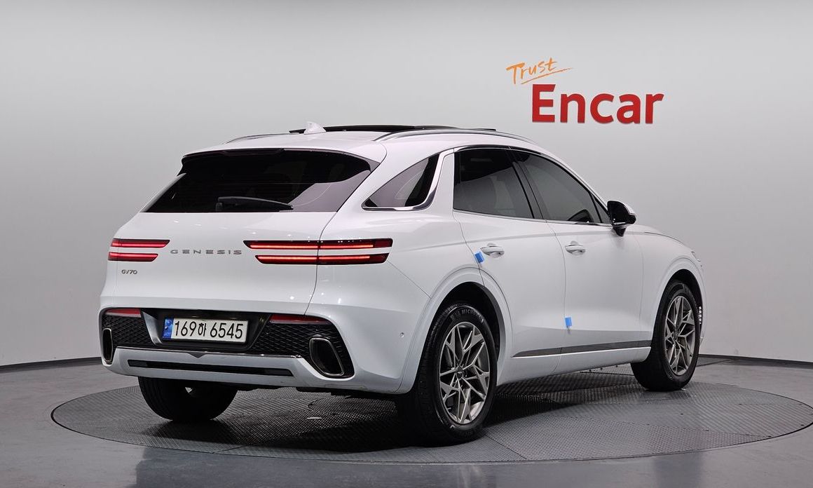 Genesis GV70 2023