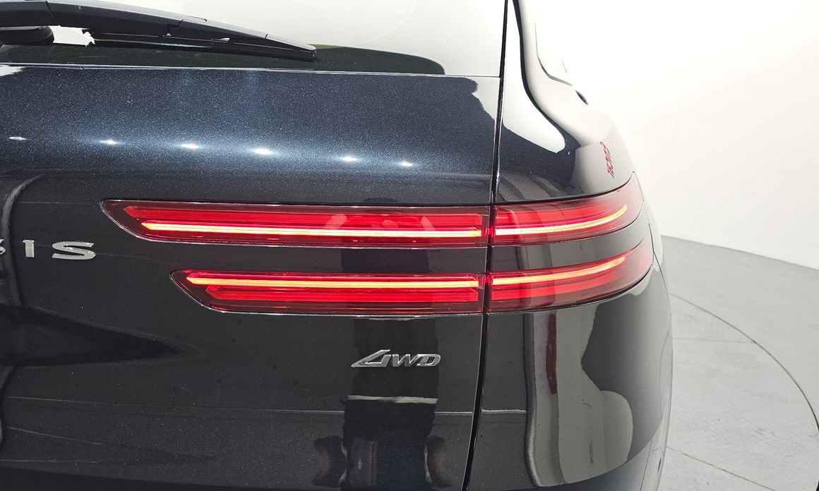 Genesis GV70 2023