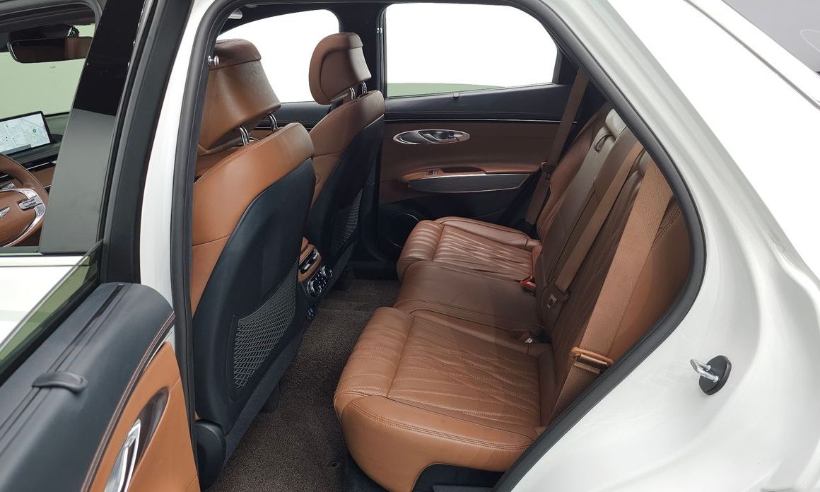 Genesis GV70 2023