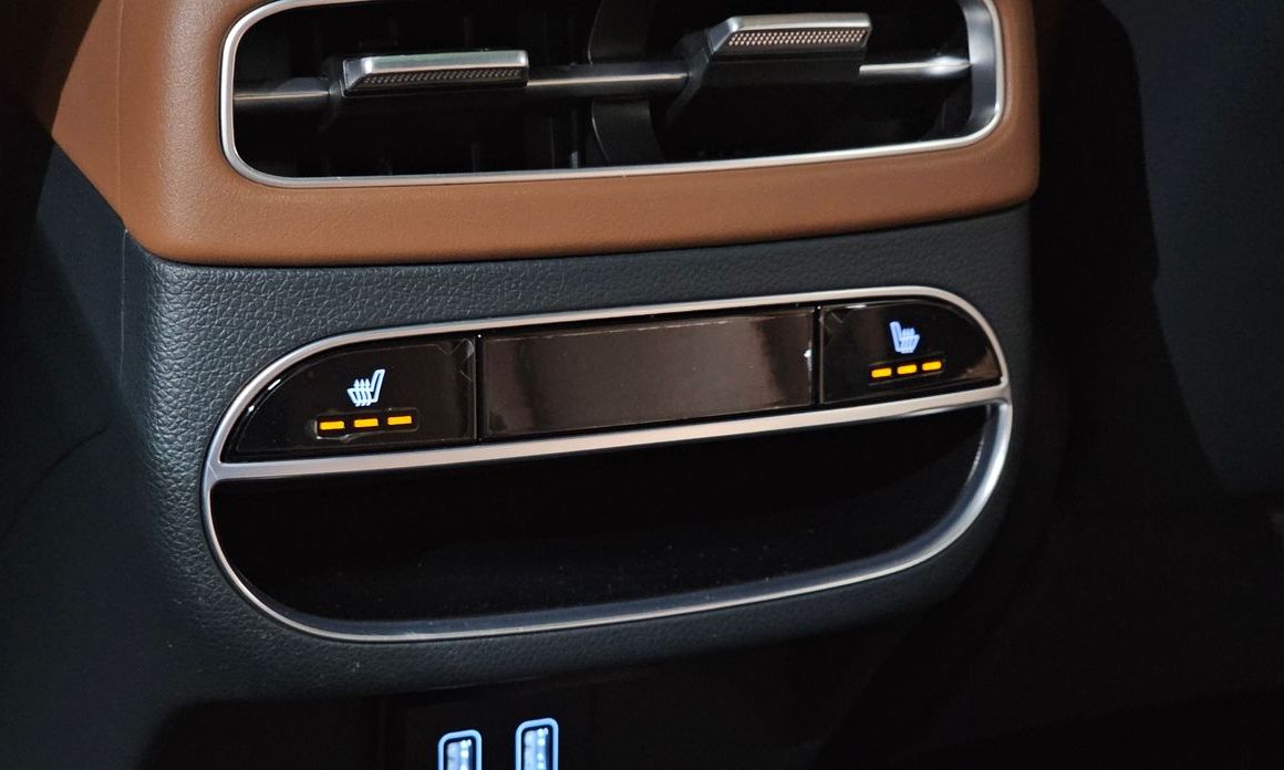 Genesis GV70 2023