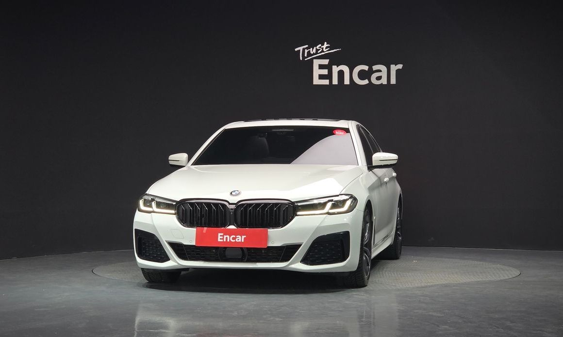 BMW 5-Series 2021