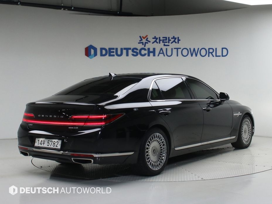 Genesis G90 2019