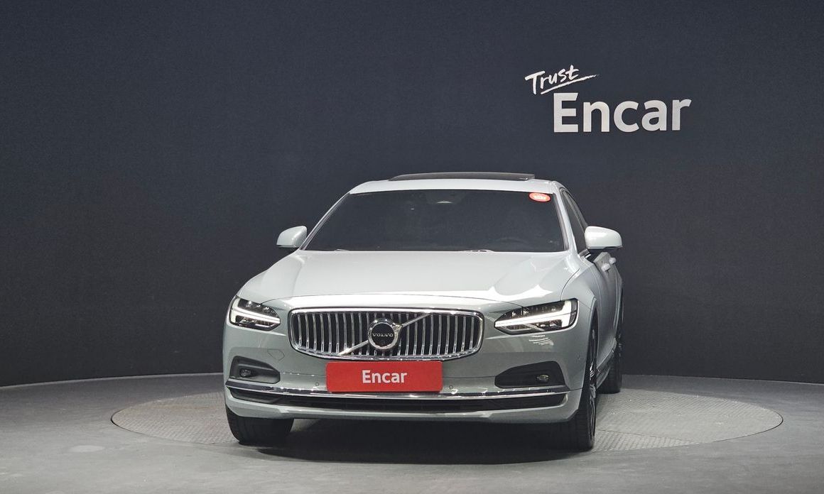 Volvo S90 2024