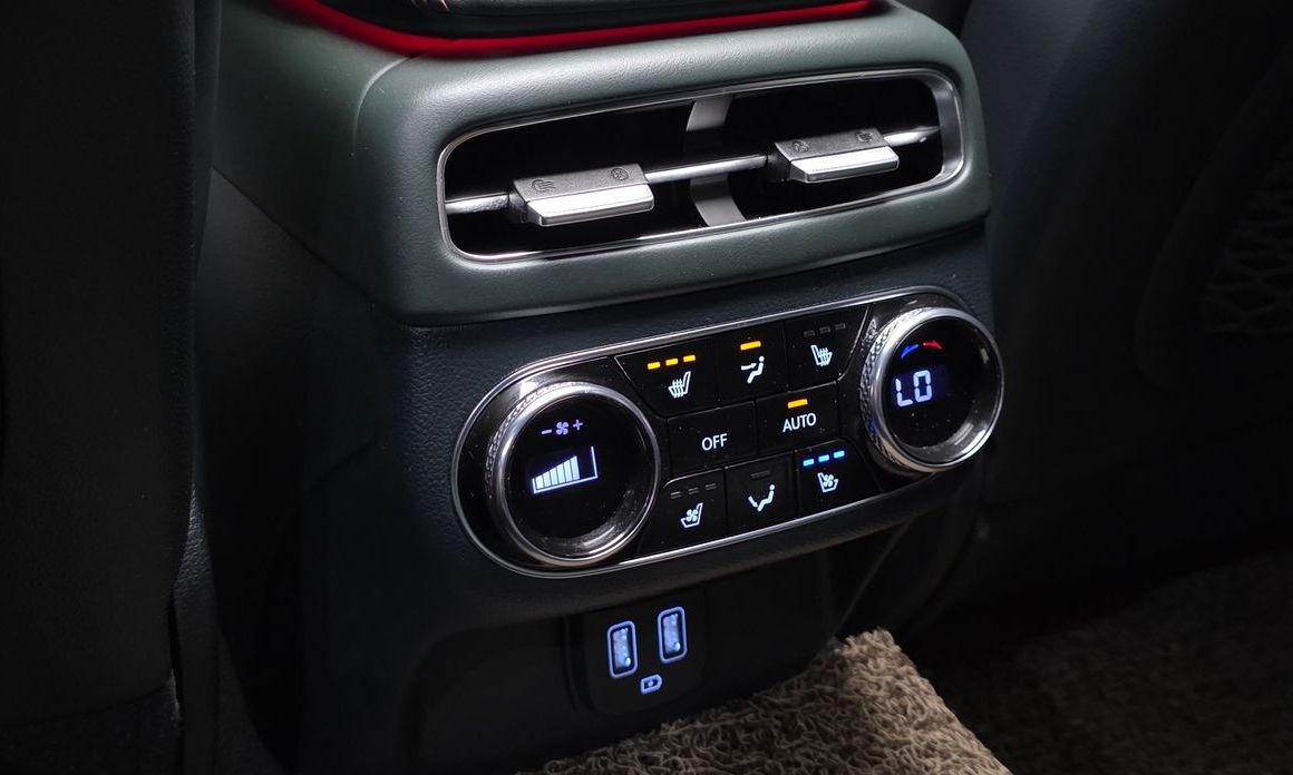 Genesis GV70 2023