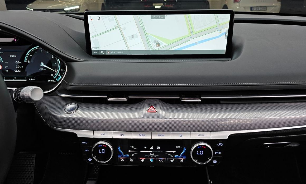 Genesis G80 2023