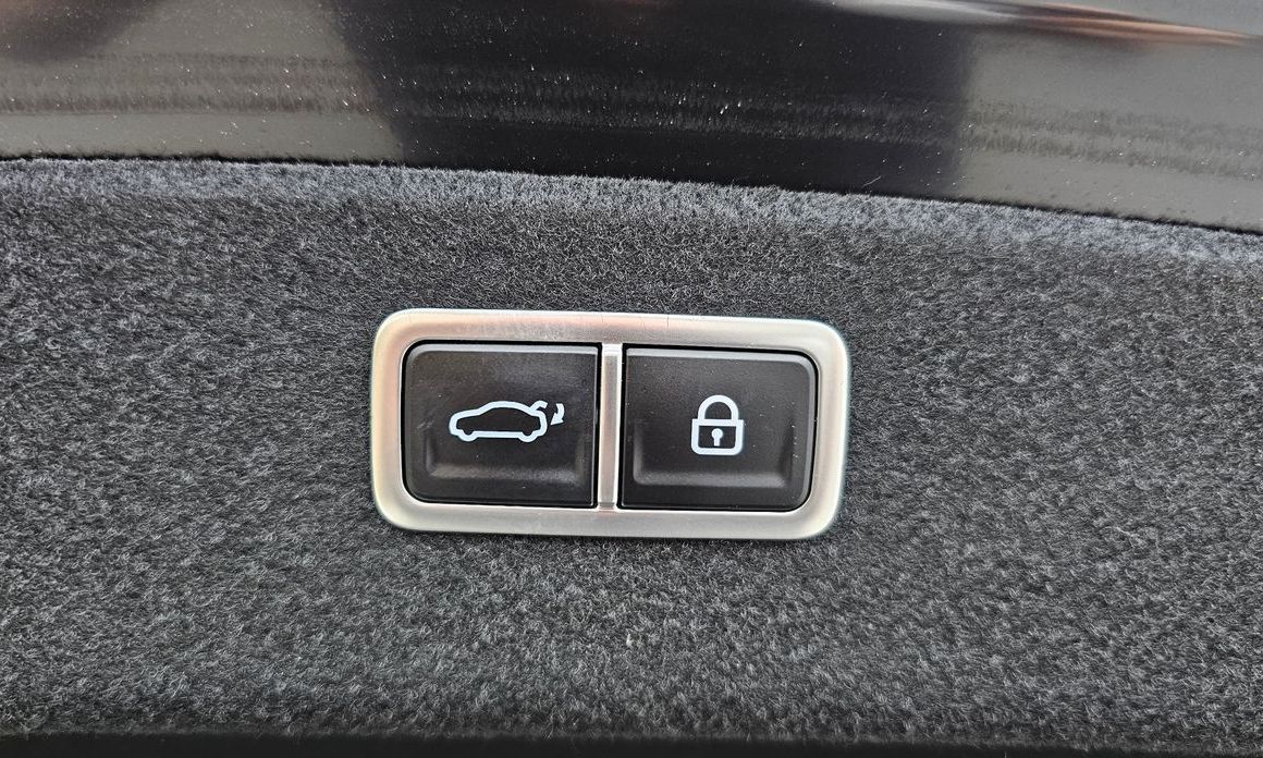 Genesis G80 2023