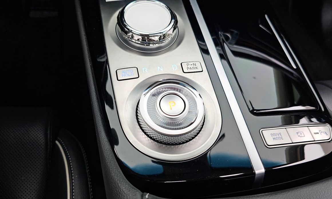 Genesis G80 2023