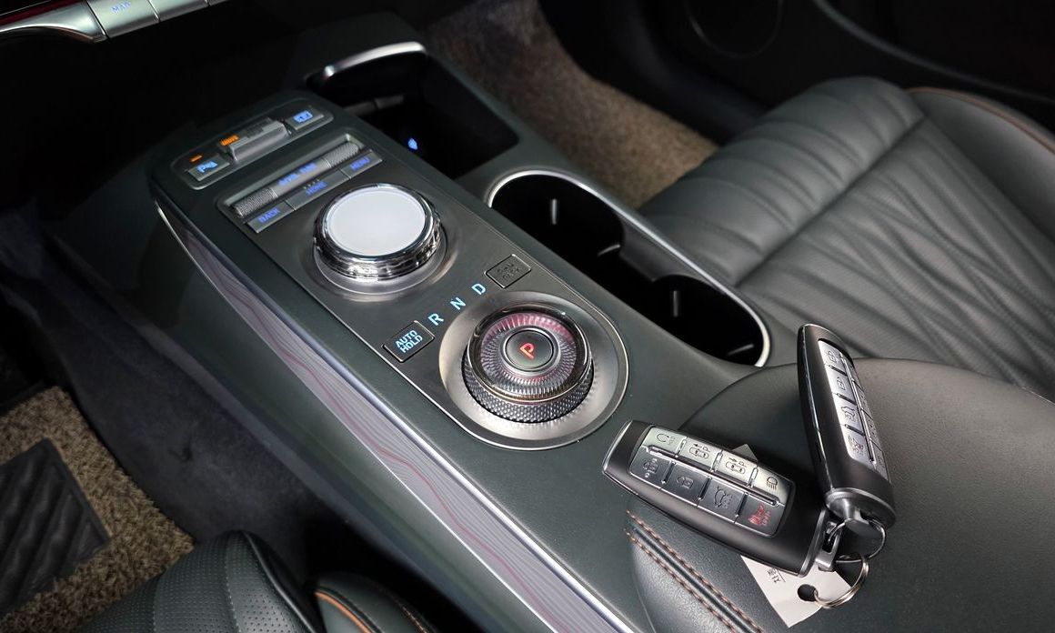 Genesis GV70 2023