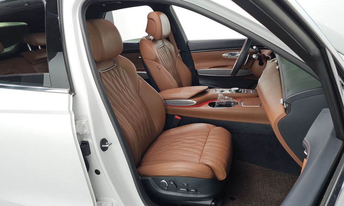 Genesis GV70 2023