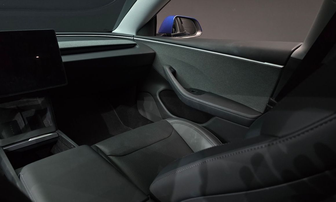 Tesla Model 3 2024