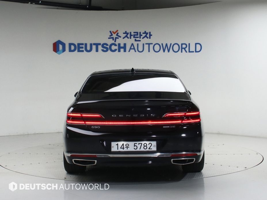 Genesis G90 2019