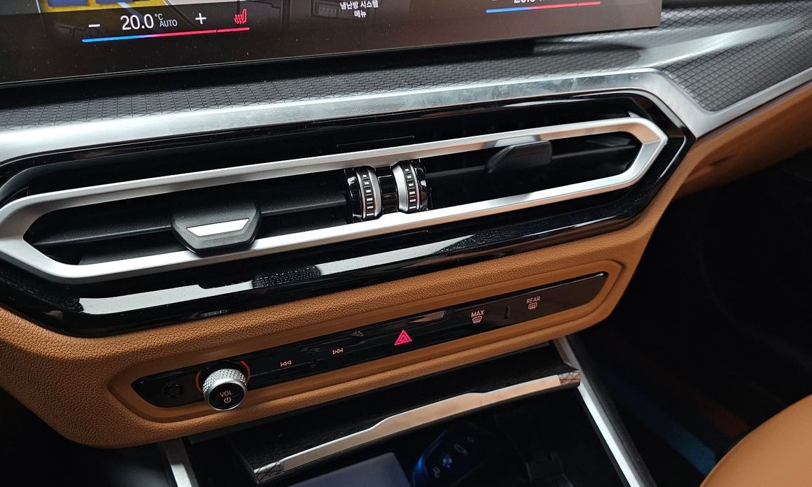 BMW 3-Series 2024