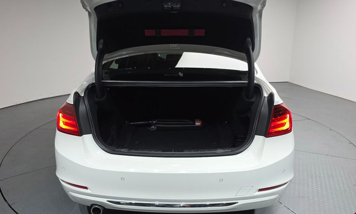BMW 3-Series 2014