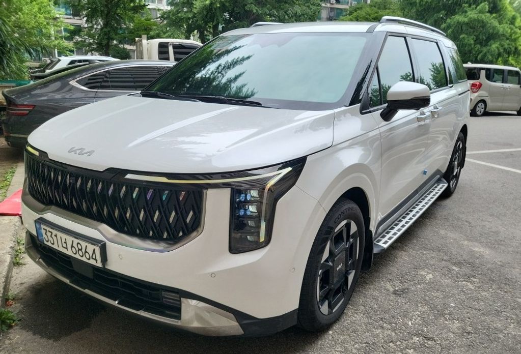 Kia Canival 2024
