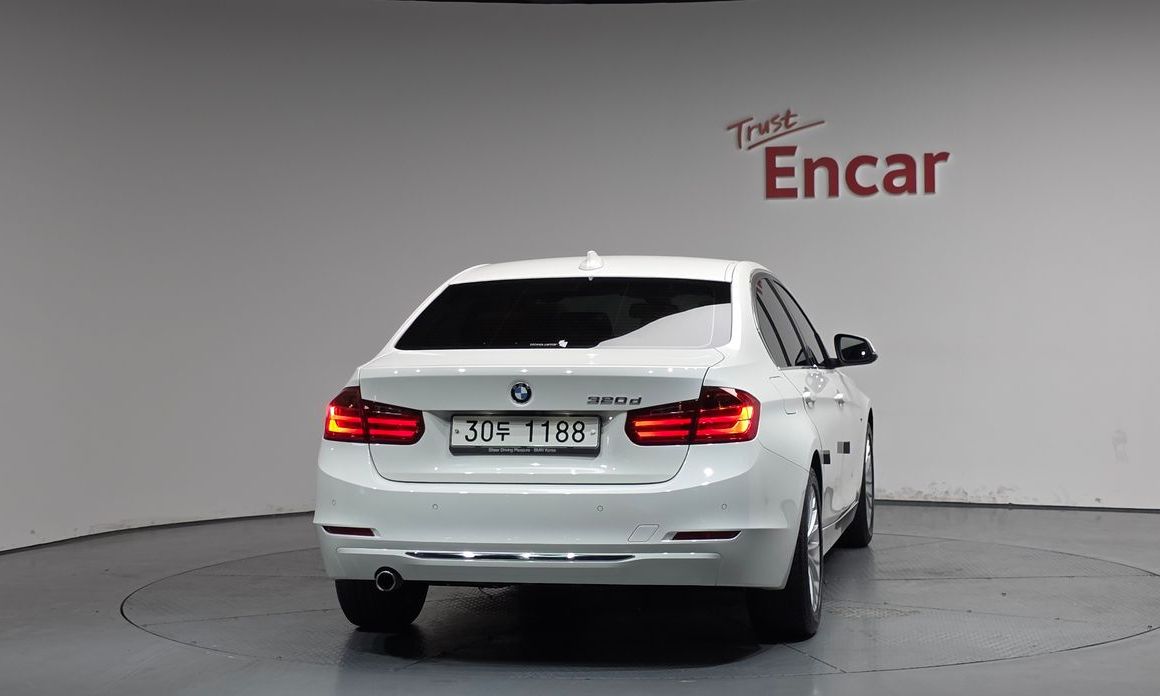 BMW 3-Series 2014