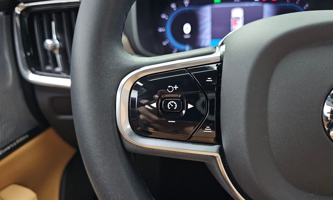 Volvo S90 2024