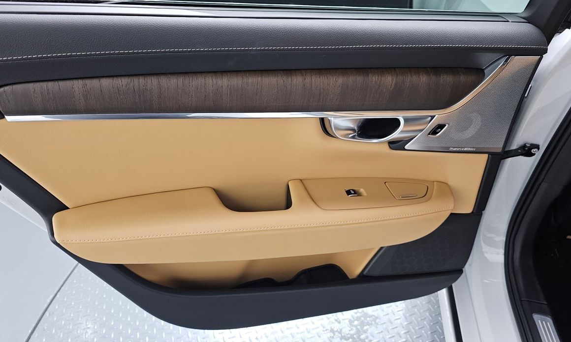 Volvo S90 2024