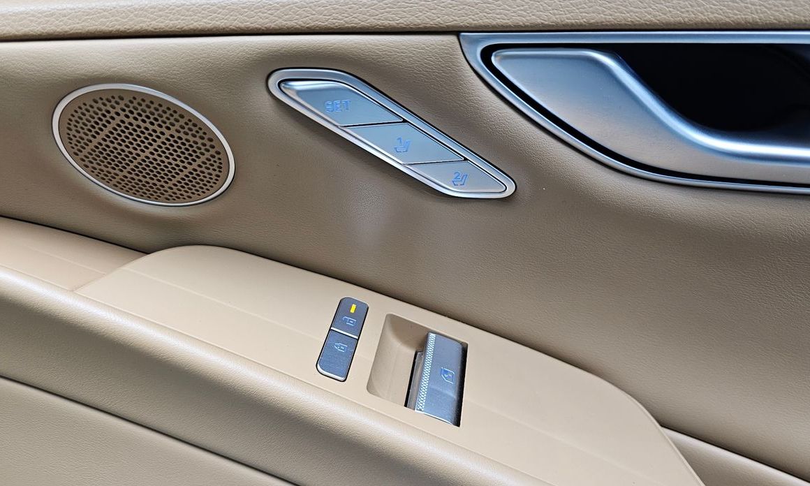Genesis G80 2025