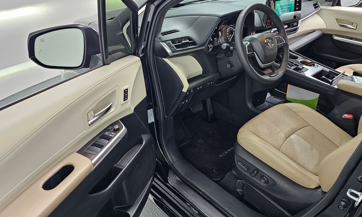 Toyota Sienna 2024