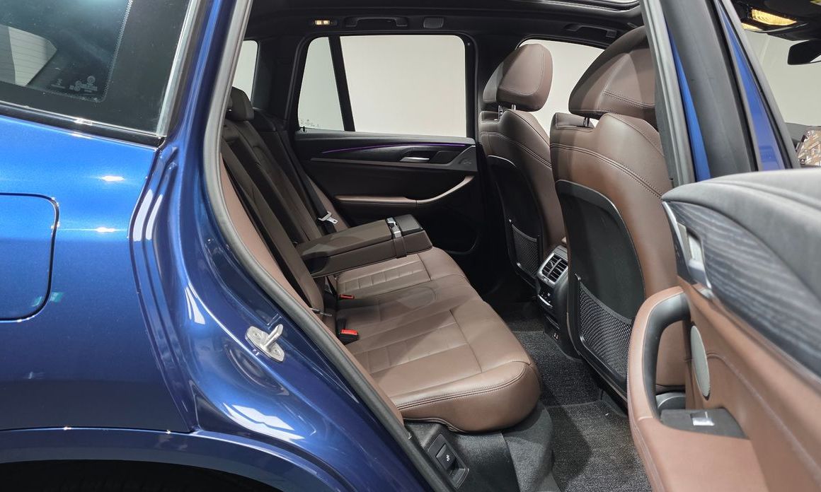 BMW iX3 2023