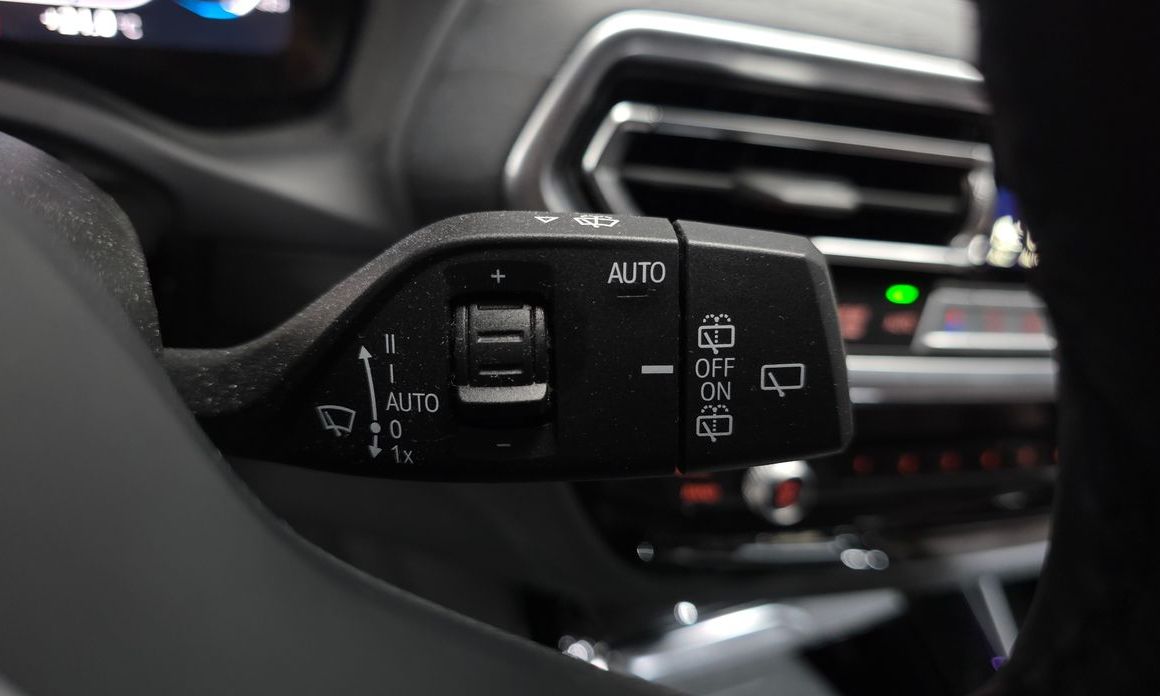 BMW iX3 2023