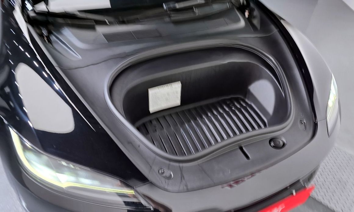 Tesla Model 3 2024