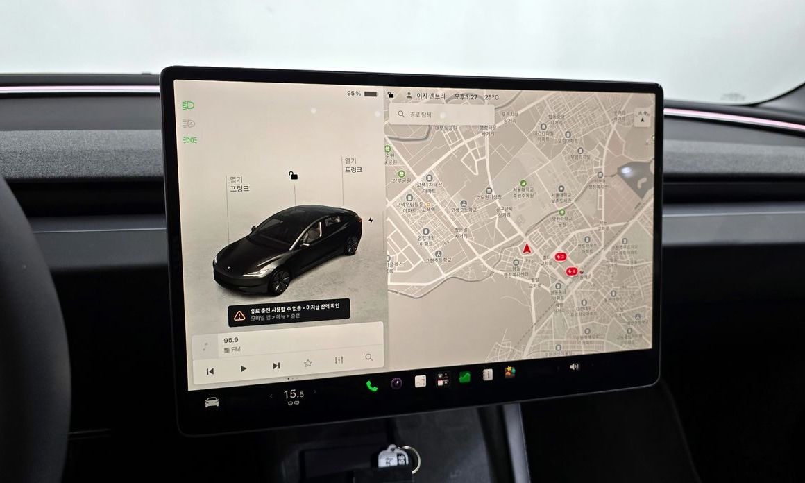 Tesla Model 3 2024