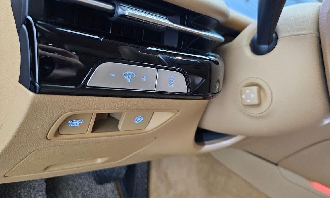Genesis G80 2025