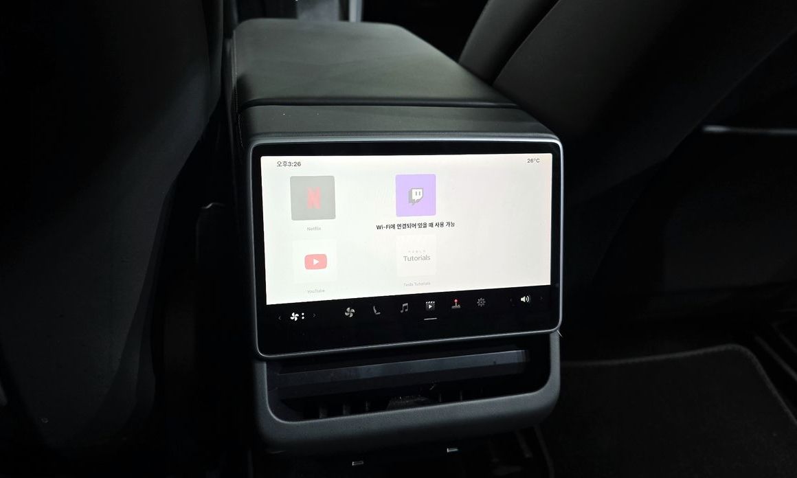 Tesla Model 3 2024
