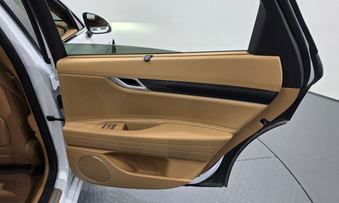 Genesis G80 2025