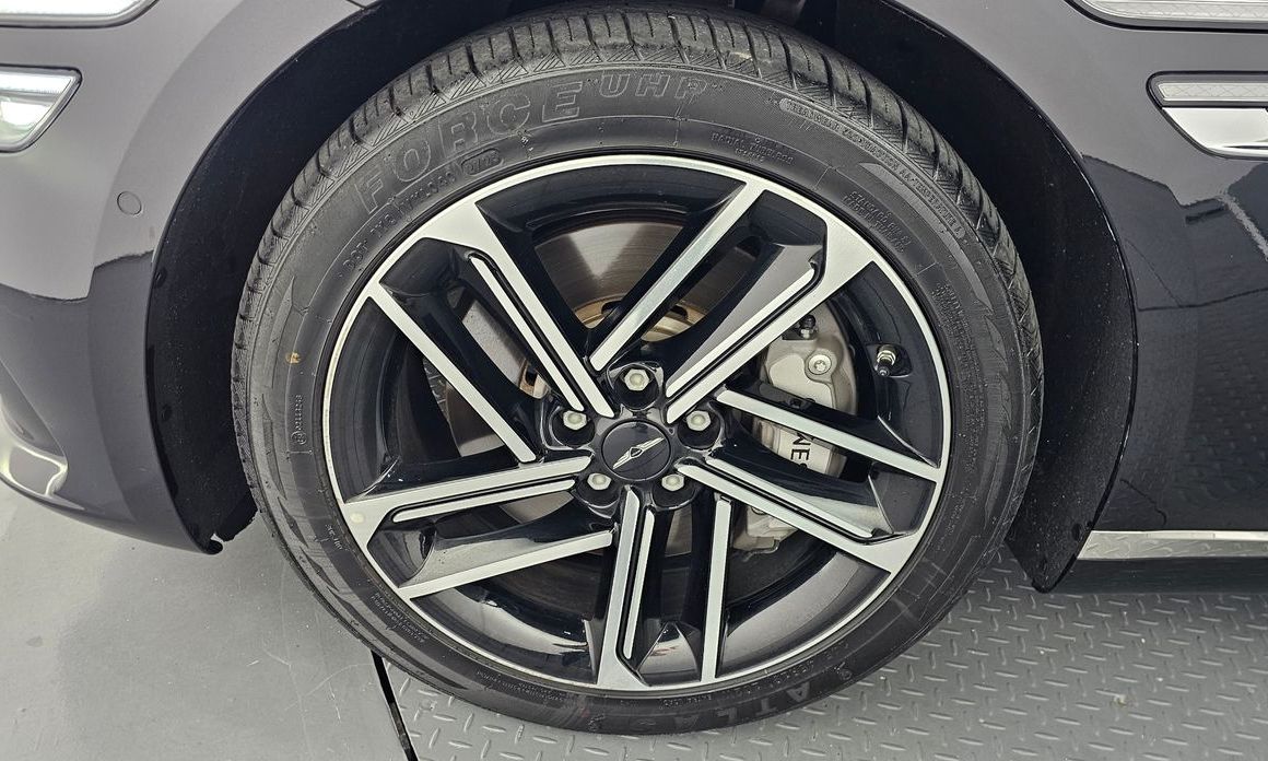Genesis G80 2025