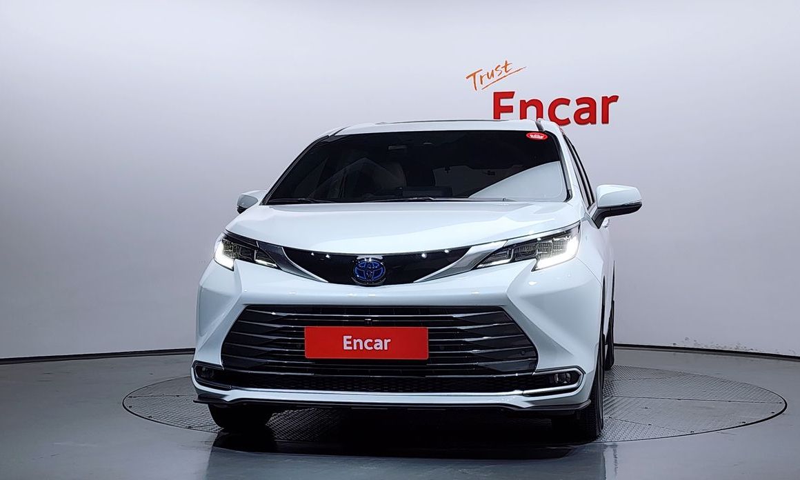 Toyota Sienna 2024