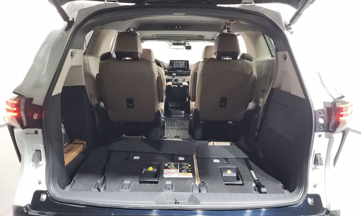 Toyota Sienna 2024