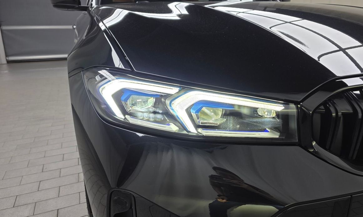 BMW 3-Series 2025
