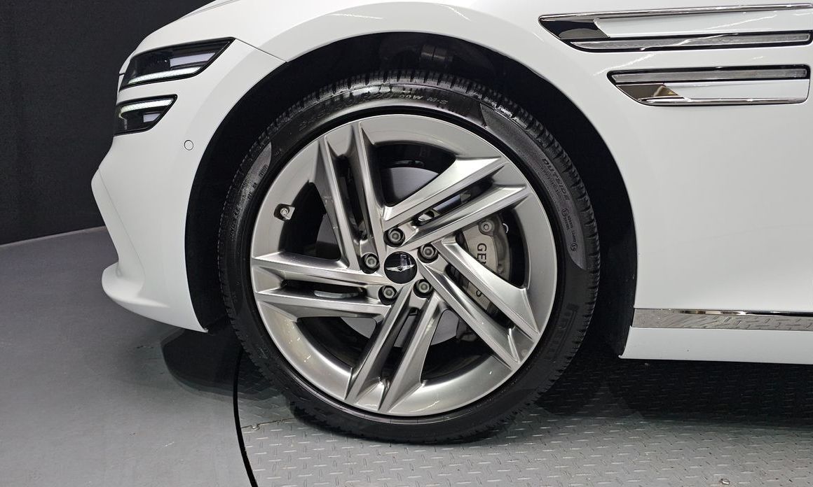Genesis G80 2025